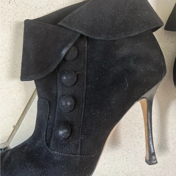 Authentic Manolo Blahnik suede ankle boots